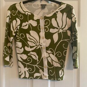 Ann Taylor Green and White Floral Cardigan